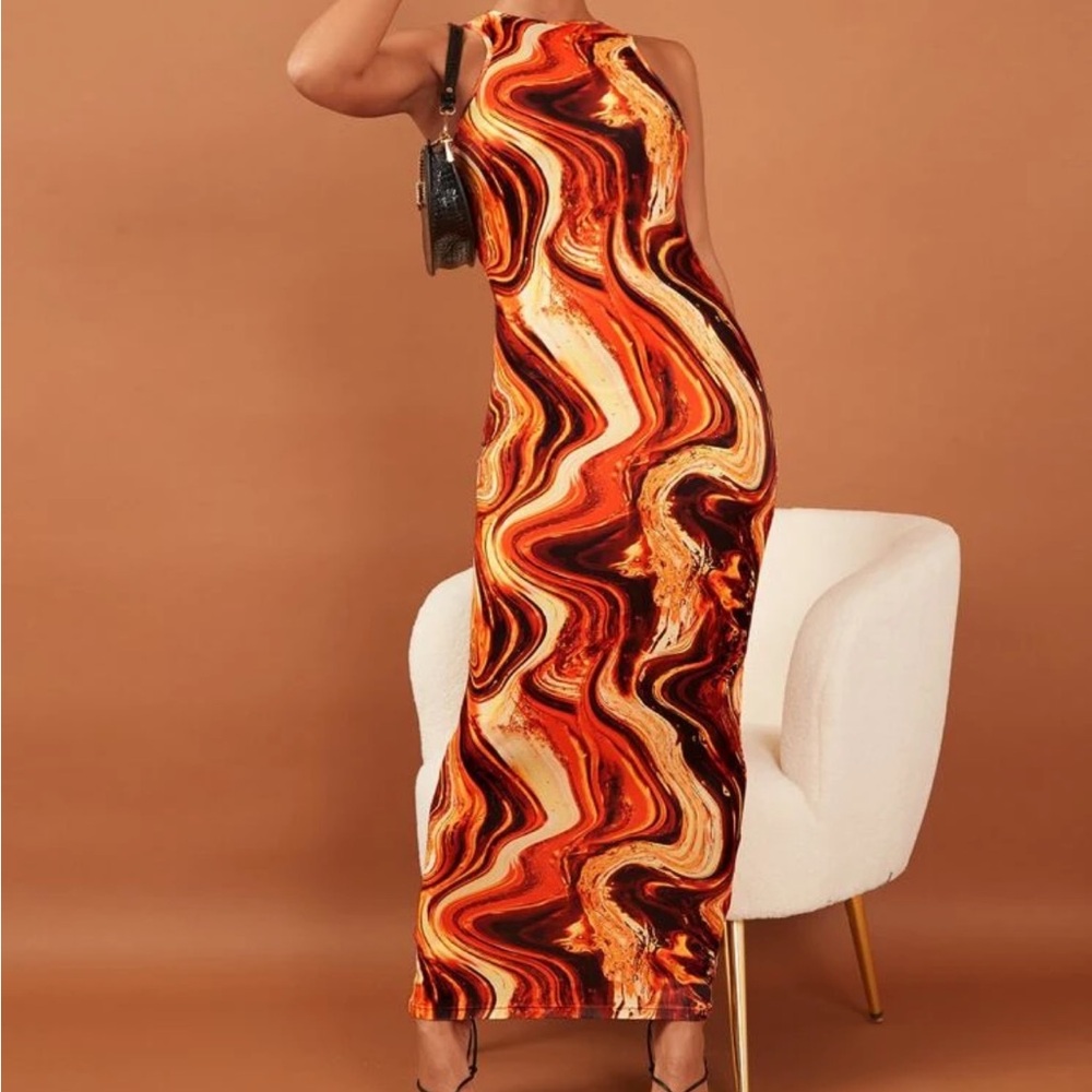 Swirl Pattern Maxi Dress